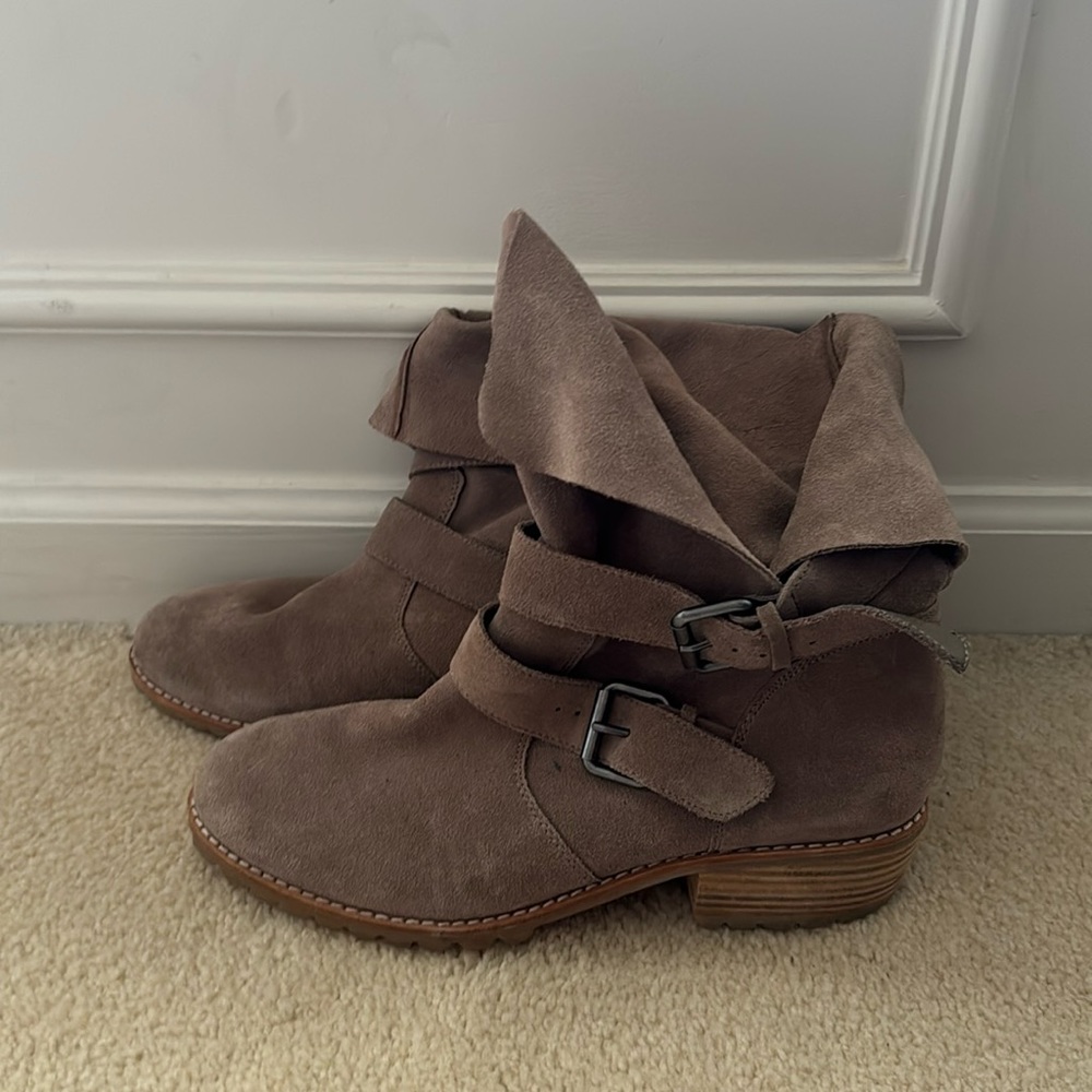 Tan suede fold over boots